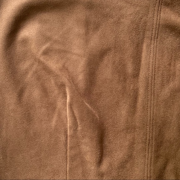 Abercrombie and Fitch suede shorts, NWT ☀️ - Picture 6 of 6